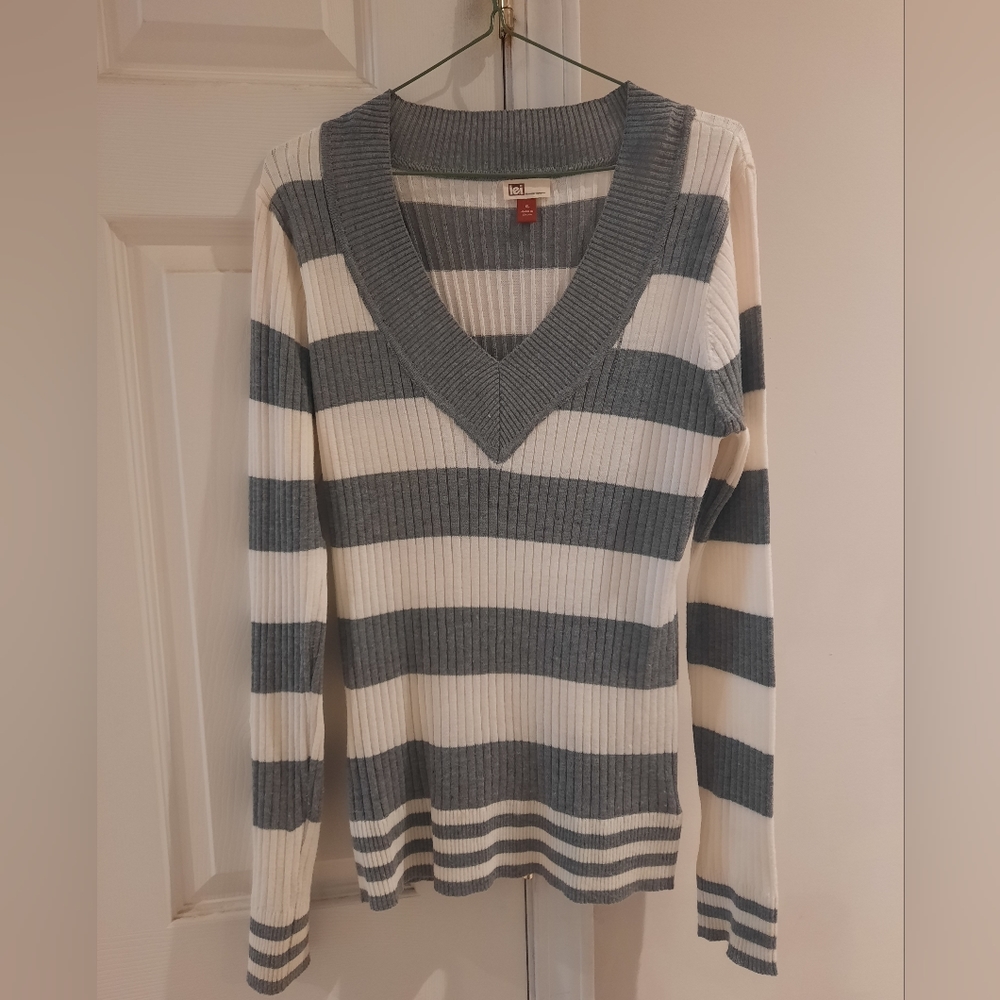 Womens long sleeve top